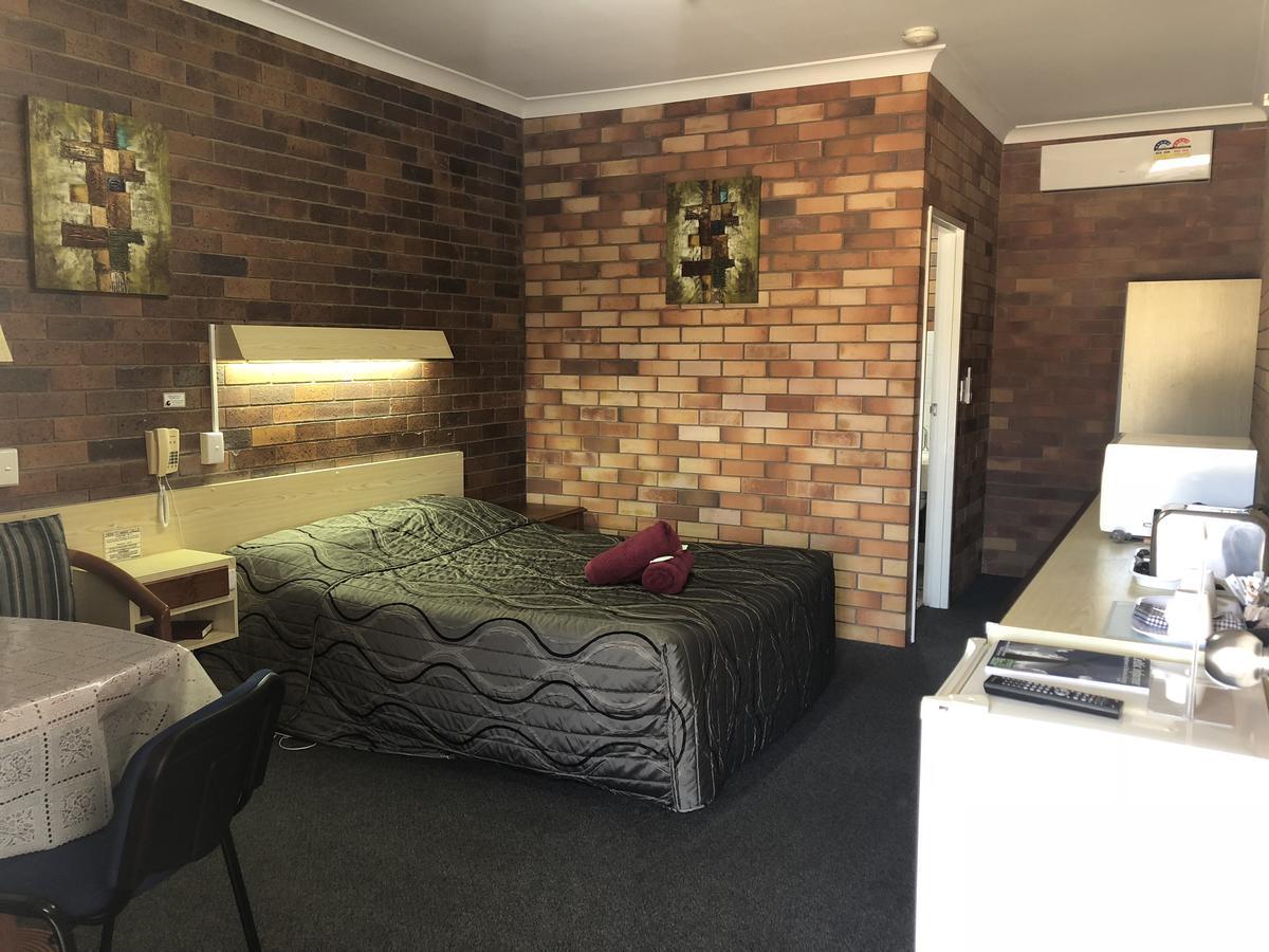 Glen Innes Lodge Motel Exterior photo